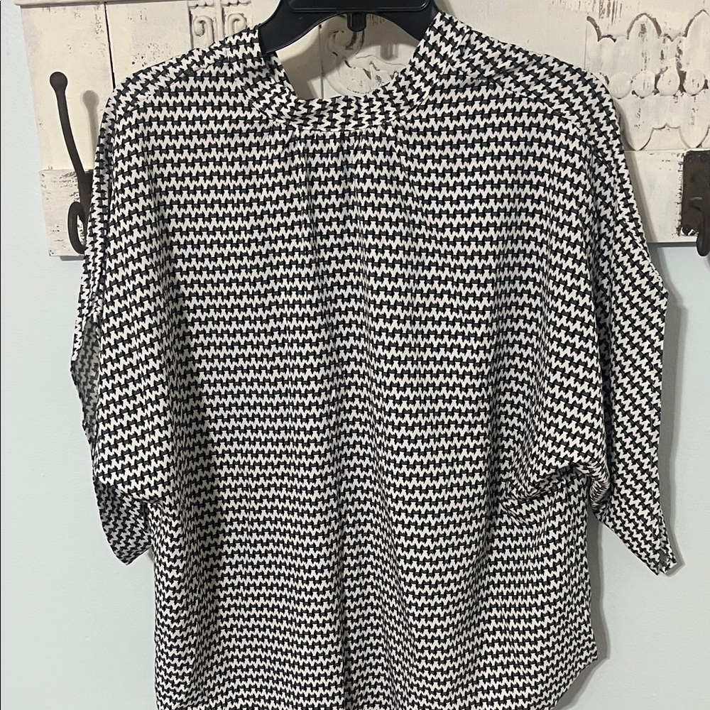 Black and White Women's Boutique Blouse